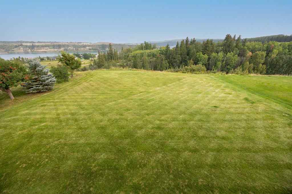 MLS® A2255922 - 435 Rodeo Ridge  in Springbank Links Rural Rocky View County, Residential