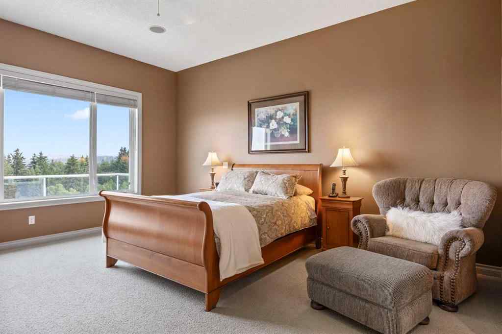 MLS® A2255922 - 435 Rodeo Ridge  in Springbank Links Rural Rocky View County, Residential