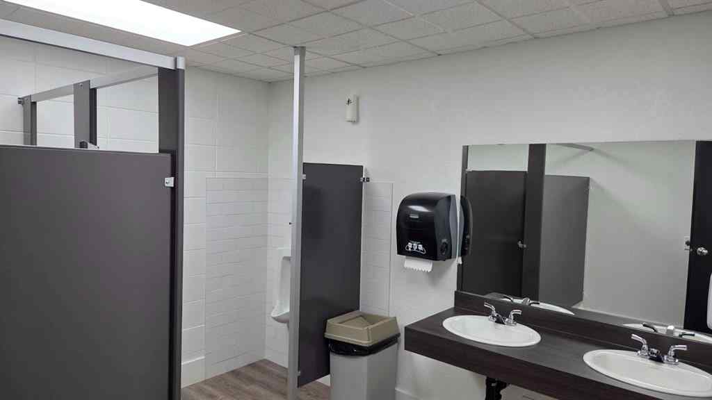 MLS® A2255923 - Unit #205 7803 50 Avenue  in Northlands Industrial Park Red Deer, Commercial