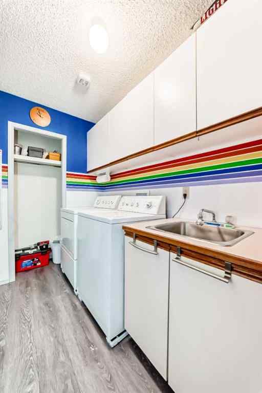 MLS® A2255924 - 44 Gladstone Gardens SW in Glamorgan Calgary, Residential