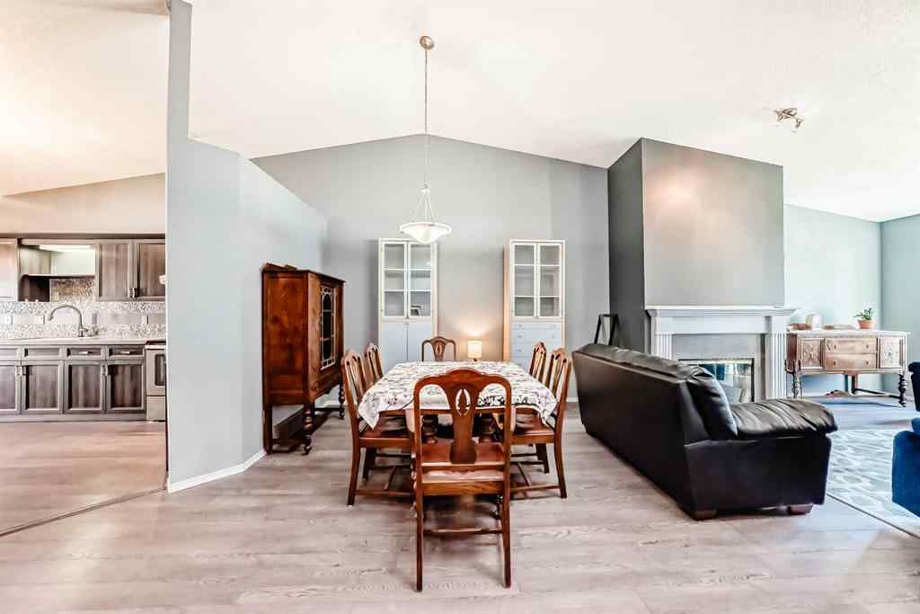 MLS® A2255924 - 44 Gladstone Gardens SW in Glamorgan Calgary, Residential