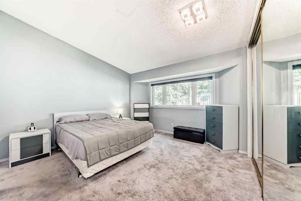 MLS® A2255924 - 44 Gladstone Gardens SW in Glamorgan Calgary, Residential