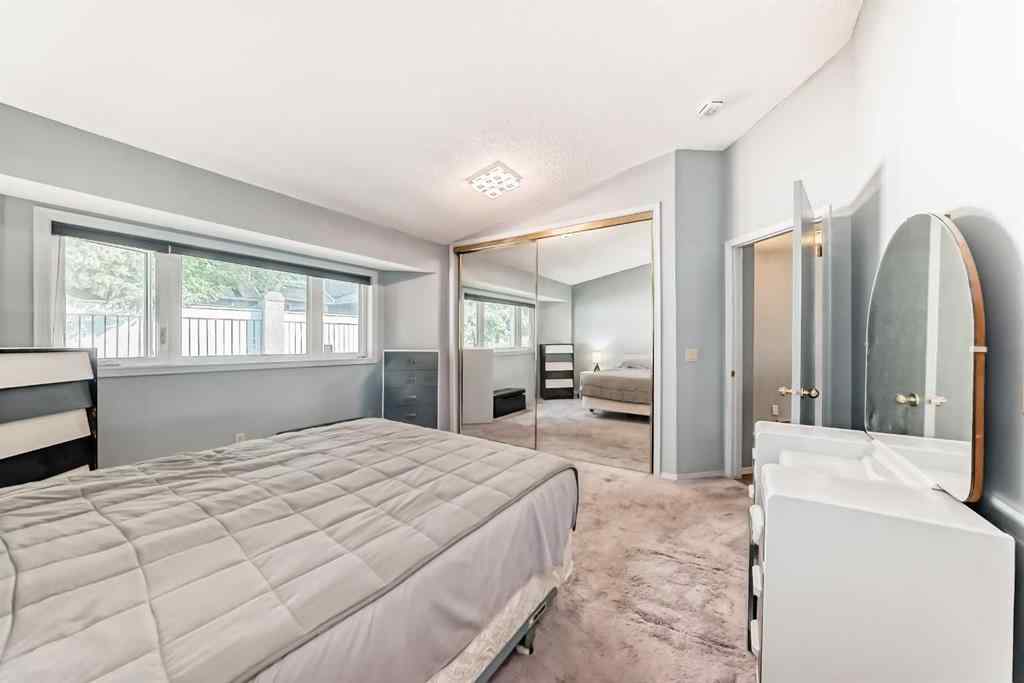 MLS® A2255924 - 44 Gladstone Gardens SW in Glamorgan Calgary, Residential