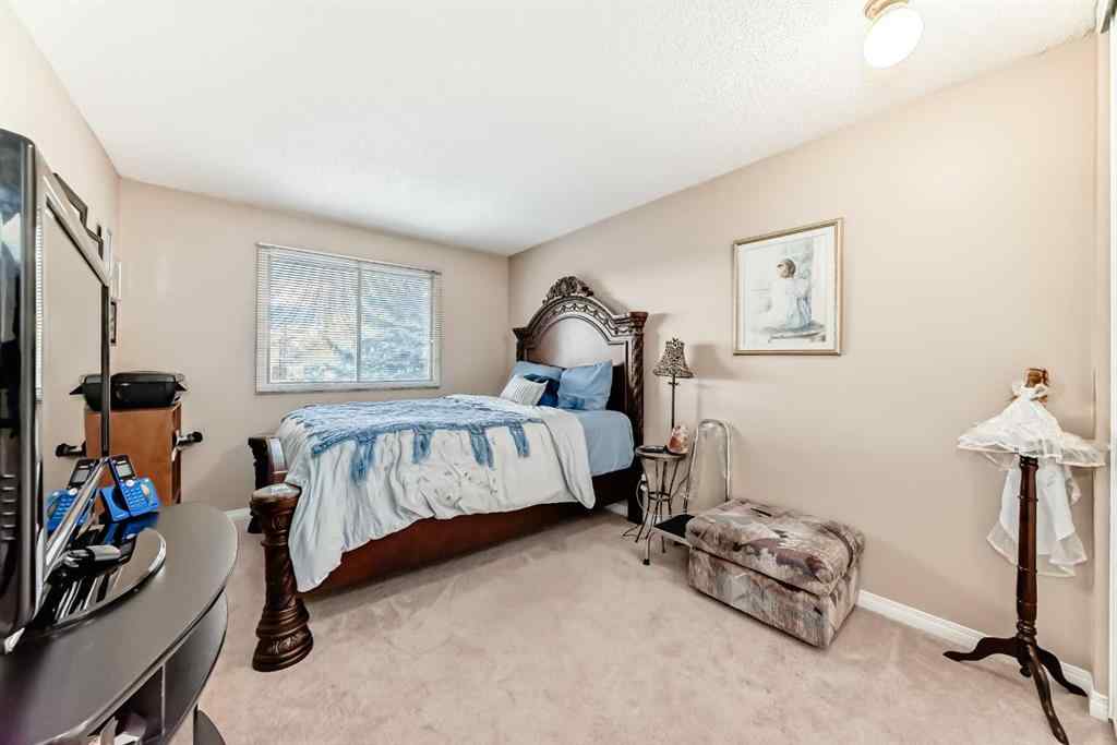 MLS® A2255928 - 983 Woodbine Boulevard SW in Woodbine Calgary, Residential
