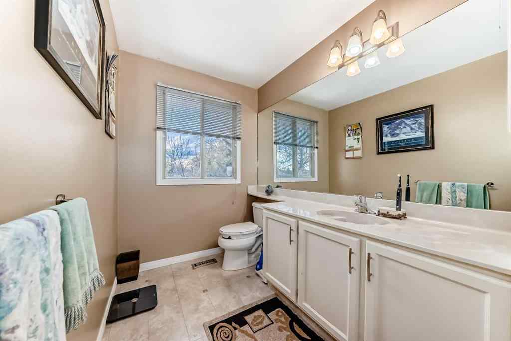 MLS® A2255928 - 983 Woodbine Boulevard SW in Woodbine Calgary, Residential