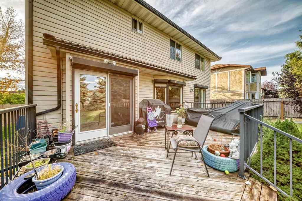 MLS® A2255928 - 983 Woodbine Boulevard SW in Woodbine Calgary, Residential