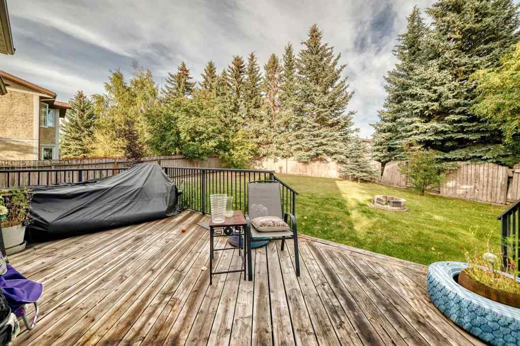 MLS® A2255928 - 983 Woodbine Boulevard SW in Woodbine Calgary, Residential