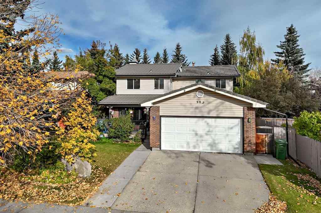 MLS® A2255928 - 983 Woodbine Boulevard SW in Woodbine Calgary, Residential