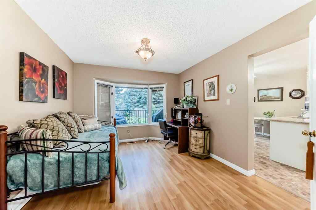 MLS® A2255928 - 983 Woodbine Boulevard SW in Woodbine Calgary, Residential