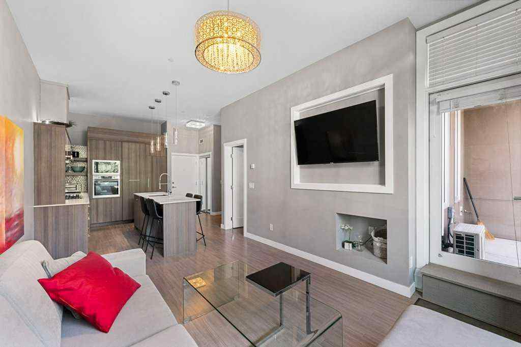 MLS® A2255929 - Unit #105 119 19 Street NW in West Hillhurst Calgary, Residential