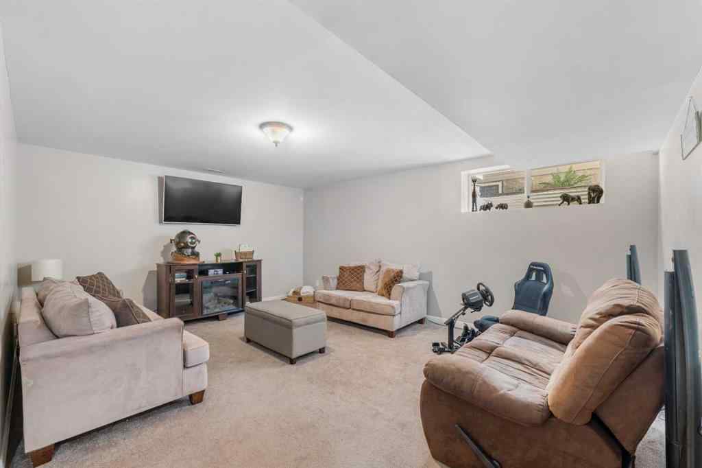 MLS® A2255933 - 86 Auburn Glen Circle SE in Auburn Bay Calgary, Residential