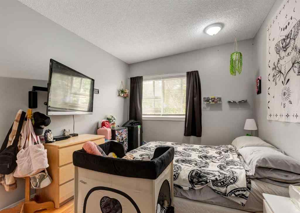 MLS® A2255934 - 70 Allandale Close SE in Acadia Calgary, Residential