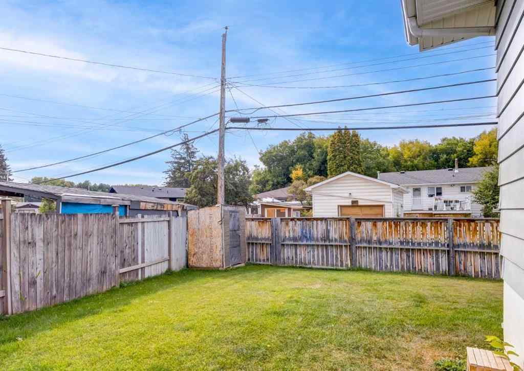 MLS® A2255934 - 70 Allandale Close SE in Acadia Calgary, Residential