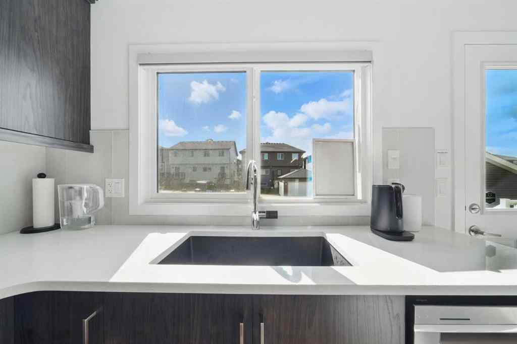 MLS® A2255935 - 47 Edith Terrace NW in Glacier Ridge Calgary, Residential