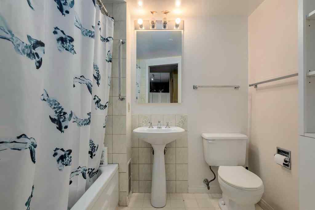 MLS® A2255936 - 27 Winchester Crescent SW in Westgate Calgary, Residential