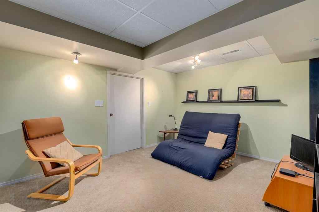 MLS® A2255936 - 27 Winchester Crescent SW in Westgate Calgary, Residential