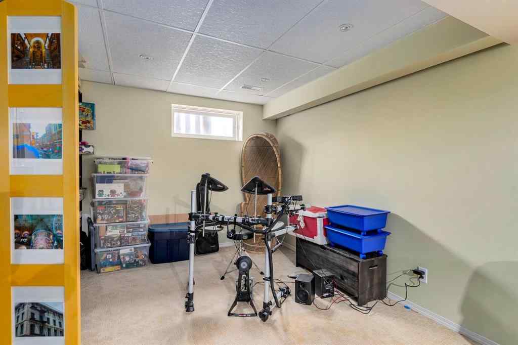 MLS® A2255936 - 27 Winchester Crescent SW in Westgate Calgary, Residential