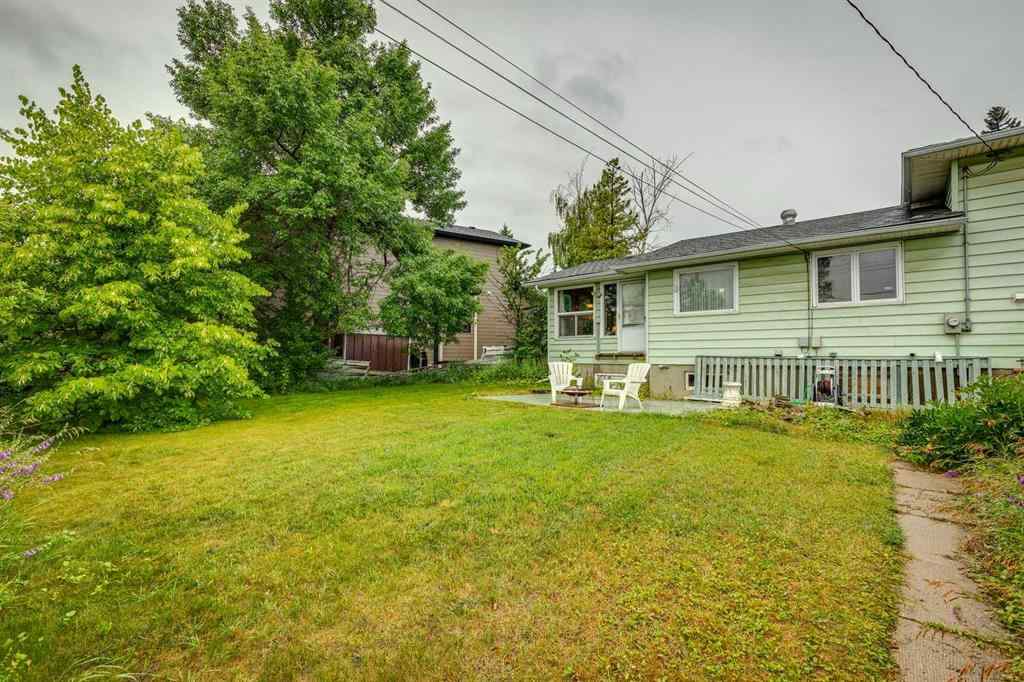 MLS® A2255936 - 27 Winchester Crescent SW in Westgate Calgary, Residential