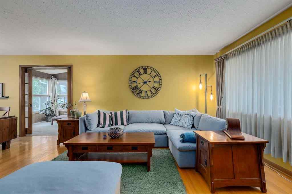 MLS® A2255936 - 27 Winchester Crescent SW in Westgate Calgary, Residential