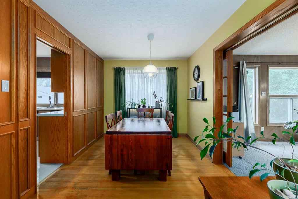 MLS® A2255936 - 27 Winchester Crescent SW in Westgate Calgary, Residential
