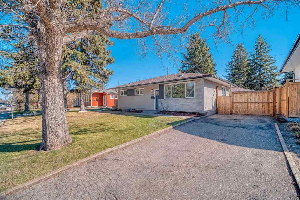 MLS® A2255940 - 2715 63 Avenue SW in Lakeview Calgary, Residential