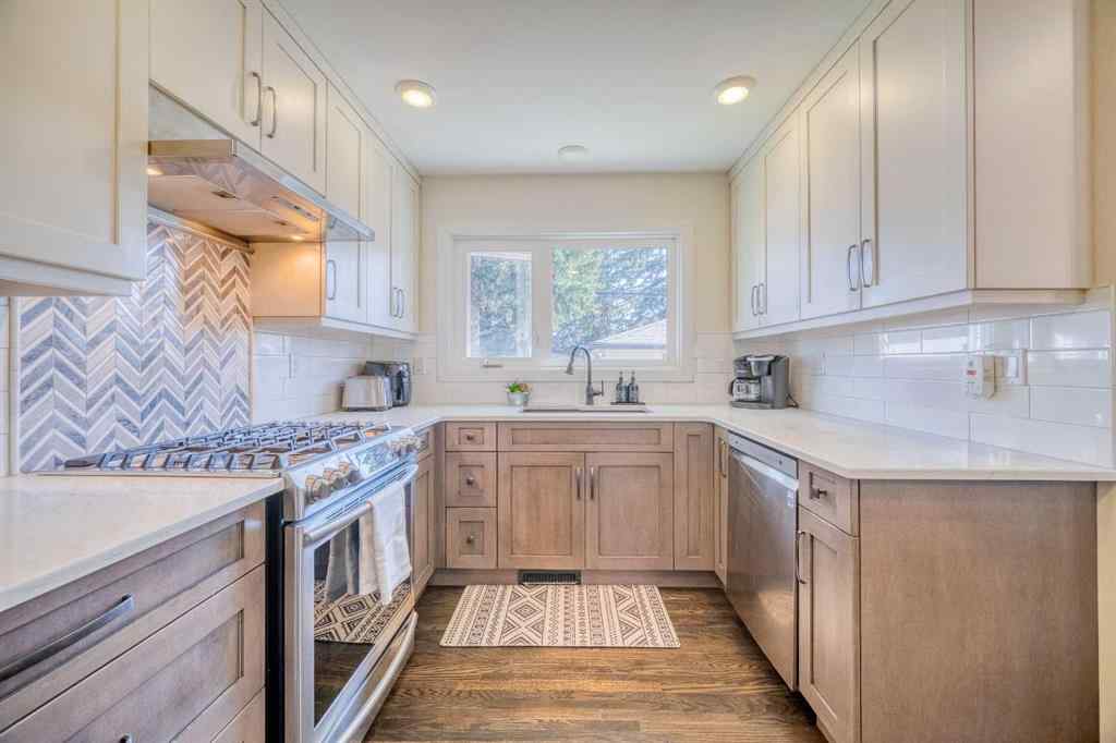 MLS® A2255940 - 2715 63 Avenue SW in Lakeview Calgary, Residential