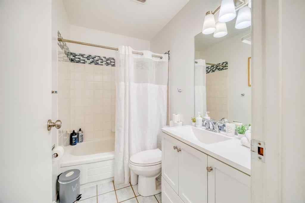 MLS® A2255940 - 2715 63 Avenue SW in Lakeview Calgary, Residential
