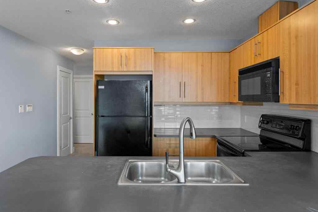 MLS® A2255941 - Unit #407 55 Spruce Place SW in Spruce Cliff Calgary, Residential