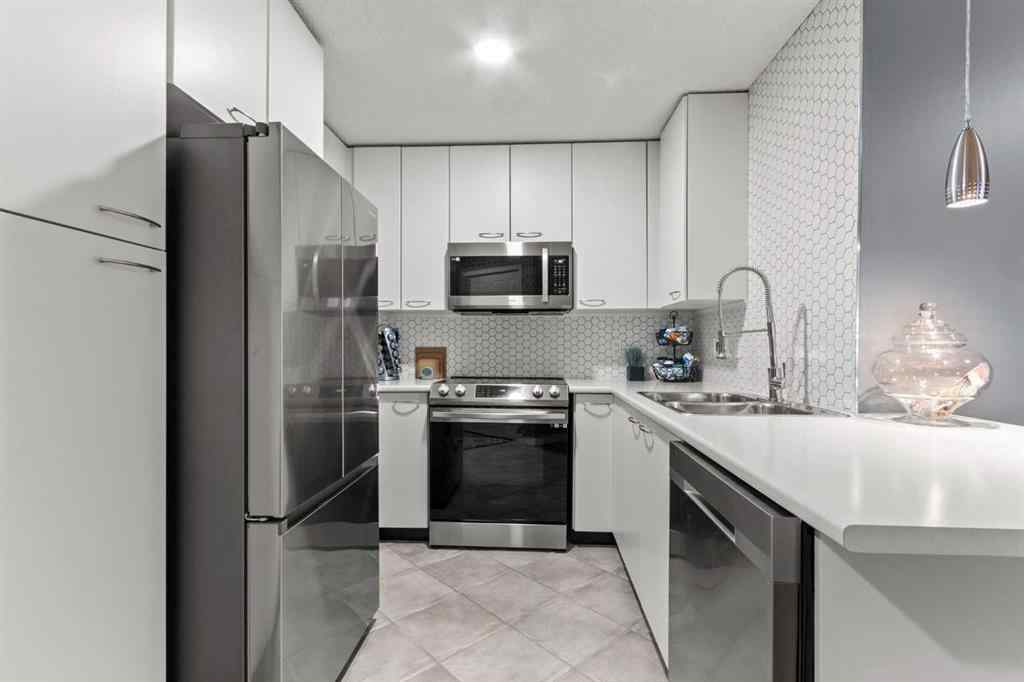 MLS® A2255943 - Unit #116 5115 Richard Road SW in Lincoln Park Calgary, Residential