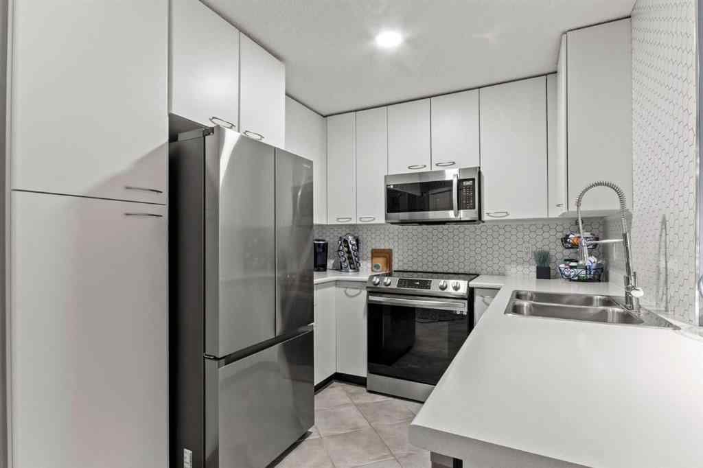 MLS® A2255943 - Unit #116 5115 Richard Road SW in Lincoln Park Calgary, Residential