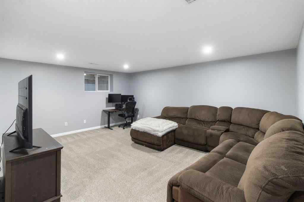 MLS® A2255951 - 96 Prestwick Heights SE in McKenzie Towne Calgary, Residential