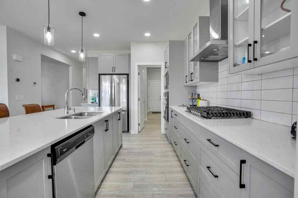 MLS® A2255958 - 15 Midgrove Drive SW in Midtown Airdrie, Residential