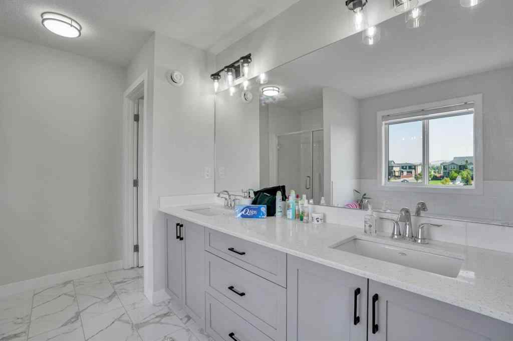 MLS® A2255958 - 15 Midgrove Drive SW in Midtown Airdrie, Residential
