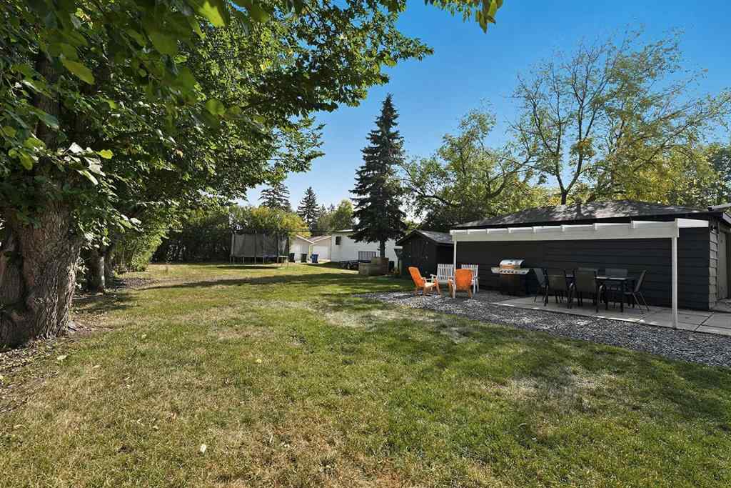 MLS® A2255959 - 3527 43 Avenue  in Mountview Red Deer, Residential