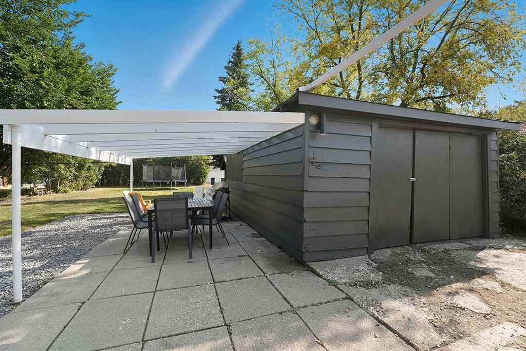 MLS® A2255959 - 3527 43 Avenue  in Mountview Red Deer, Residential