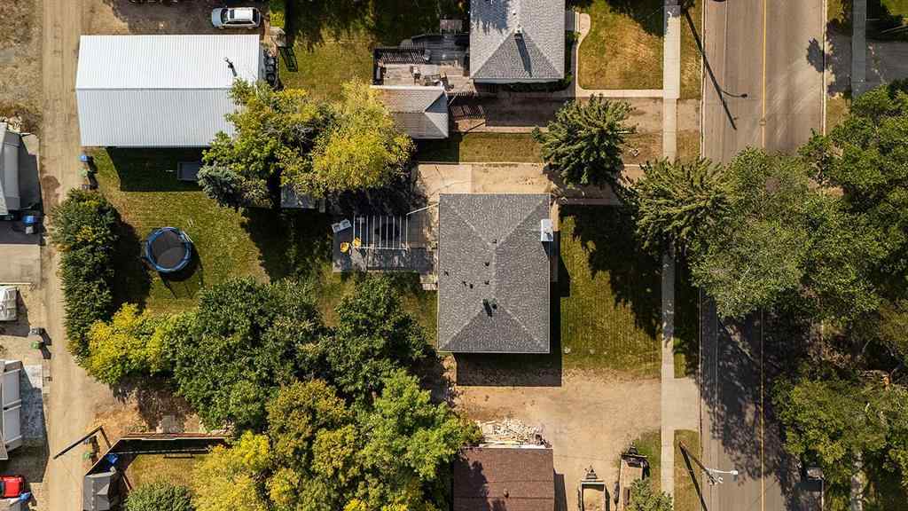 MLS® A2255959 - 3527 43 Avenue  in Mountview Red Deer, Residential