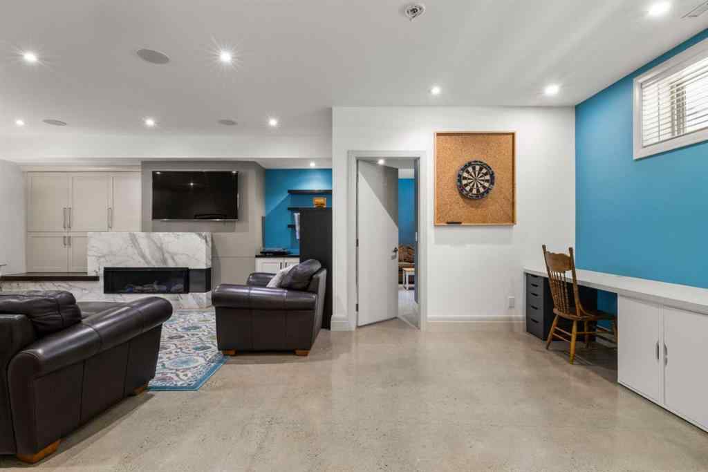 MLS® A2255967 - 627 27 Avenue NE in Winston Heights/Mountview Calgary, Residential