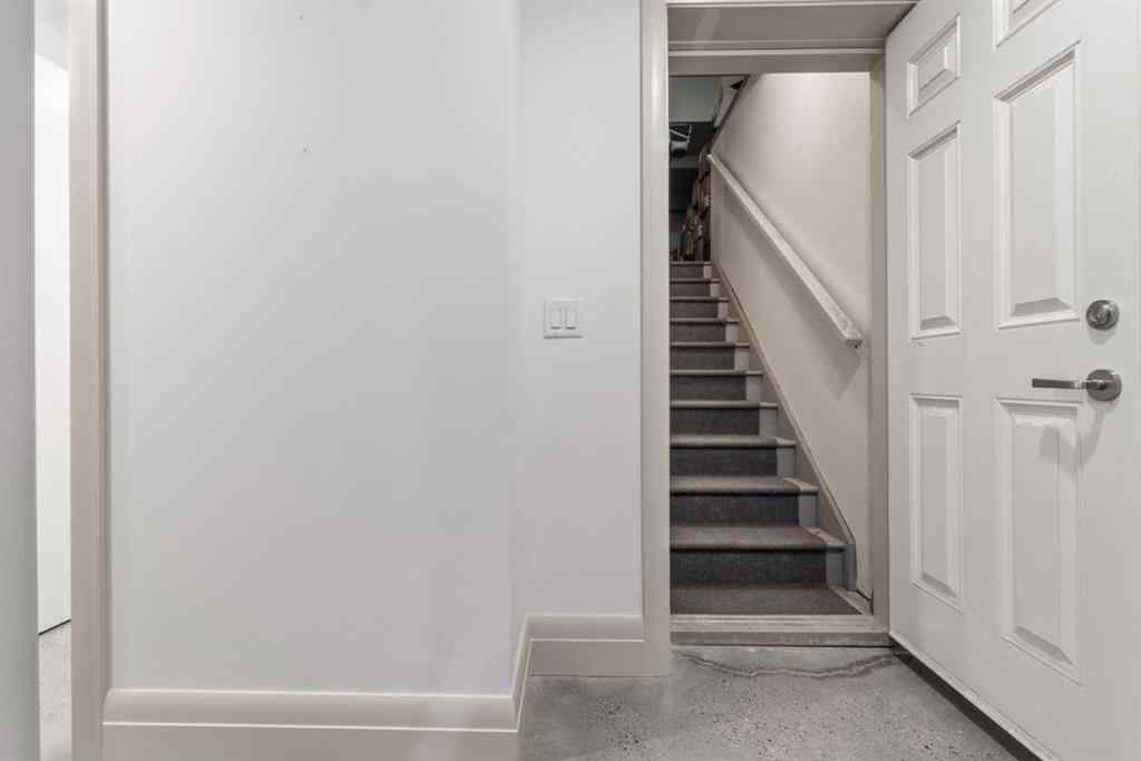 MLS® A2255967 - 627 27 Avenue NE in Winston Heights/Mountview Calgary, Residential