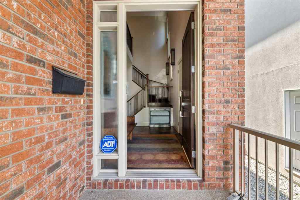 MLS® A2255967 - 627 27 Avenue NE in Winston Heights/Mountview Calgary, Residential
