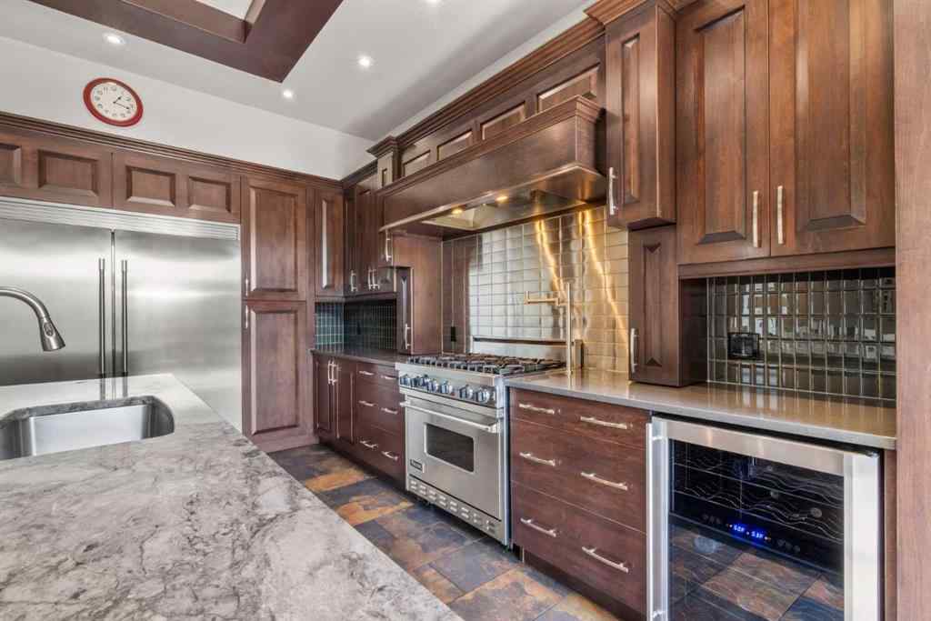 MLS® A2255967 - 627 27 Avenue NE in Winston Heights/Mountview Calgary, Residential