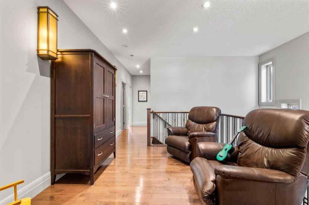 MLS® A2255967 - 627 27 Avenue NE in Winston Heights/Mountview Calgary, Residential