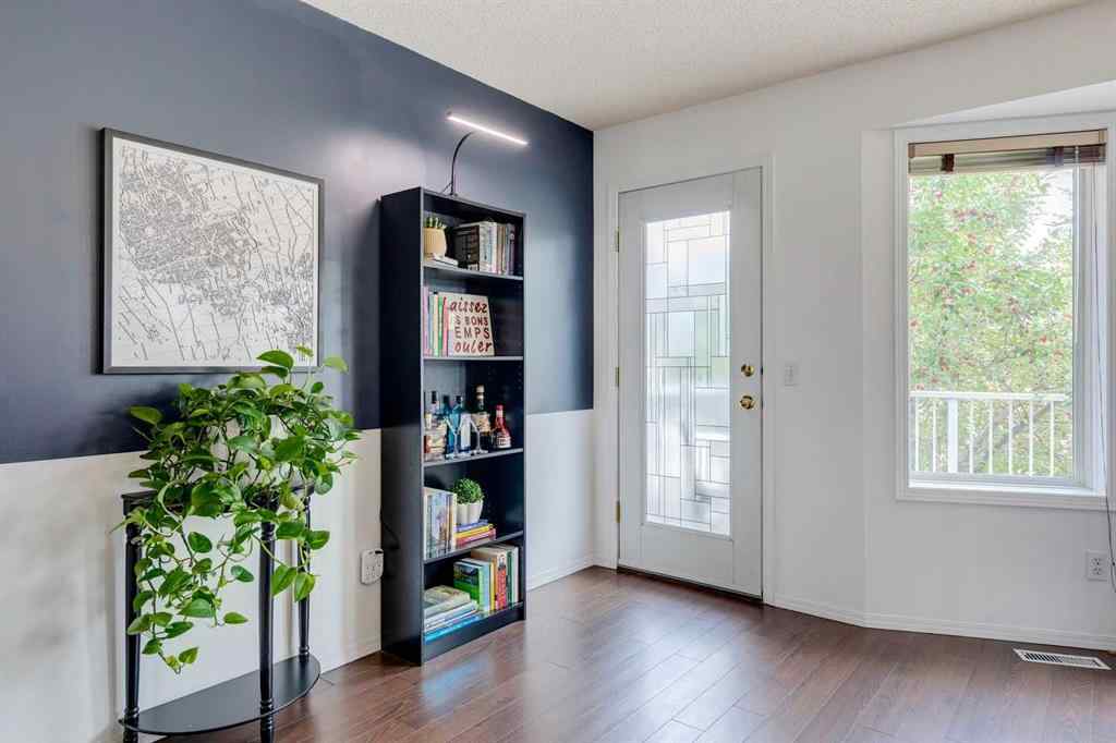 MLS® A2255968 - 396 Regal Park NE in Renfrew Calgary, Residential