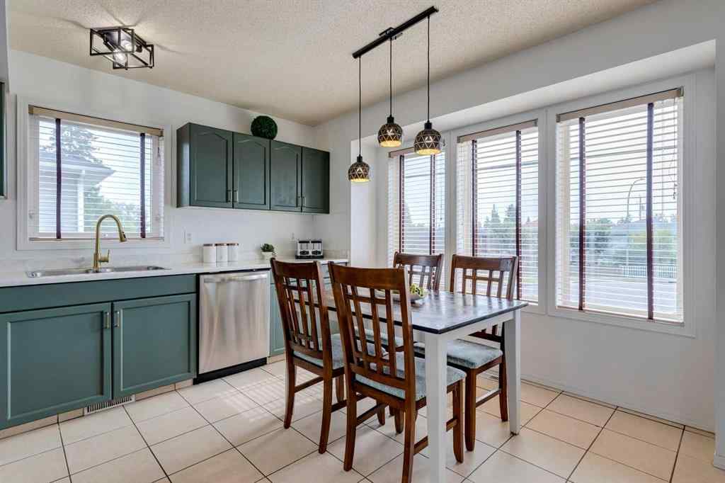 MLS® A2255968 - 396 Regal Park NE in Renfrew Calgary, Residential