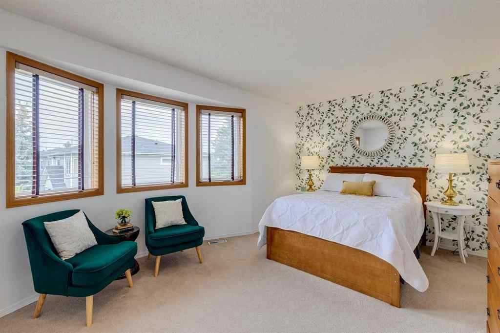 MLS® A2255968 - 396 Regal Park NE in Renfrew Calgary, Residential