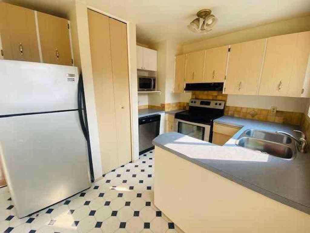 MLS® A2255970 - Unit #20 441 SWITZER Drive  in Hardisty Hinton, Residential