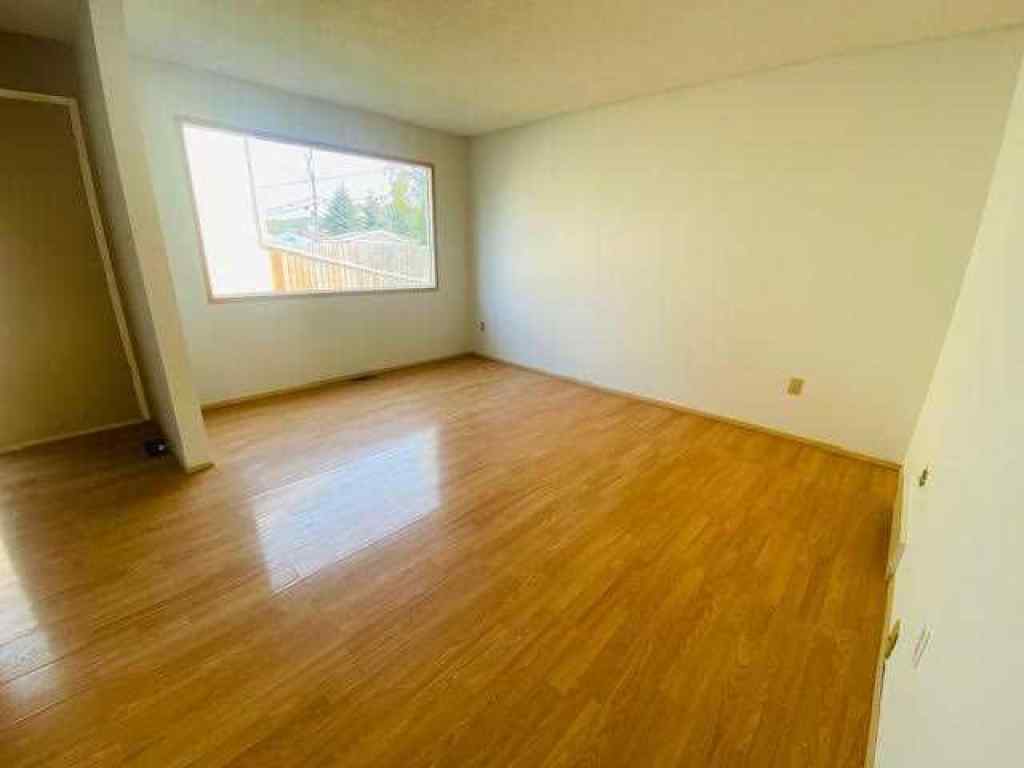MLS® A2255970 - Unit #20 441 SWITZER Drive  in Hardisty Hinton, Residential
