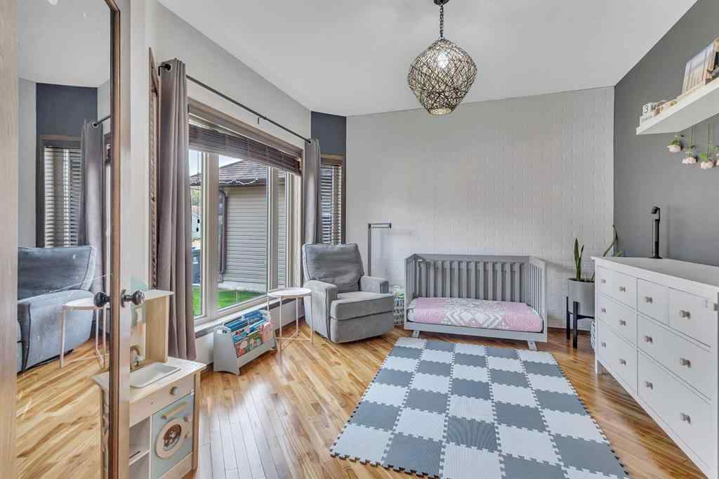 MLS® A2255972 - 7402 61 Street  in Rocky Mtn House Rocky Mountain House, Residential