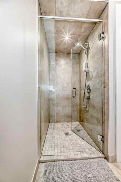 MLS® A2255976 - 2712 32 Avenue SW in Richmond Calgary, Residential