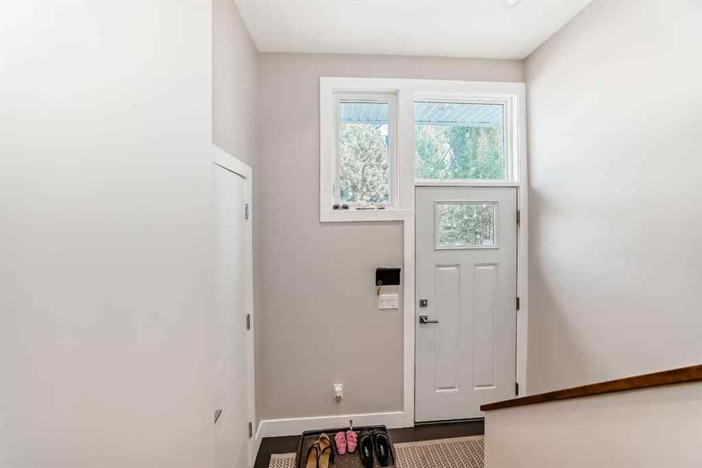 MLS® A2255976 - 2712 32 Avenue SW in Richmond Calgary, Residential