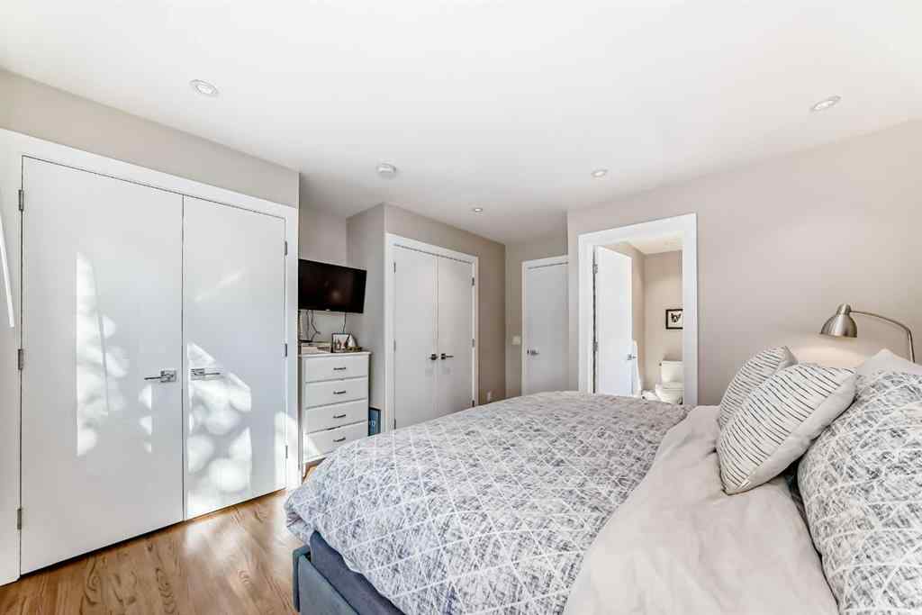 MLS® A2255976 - 2712 32 Avenue SW in Richmond Calgary, Residential